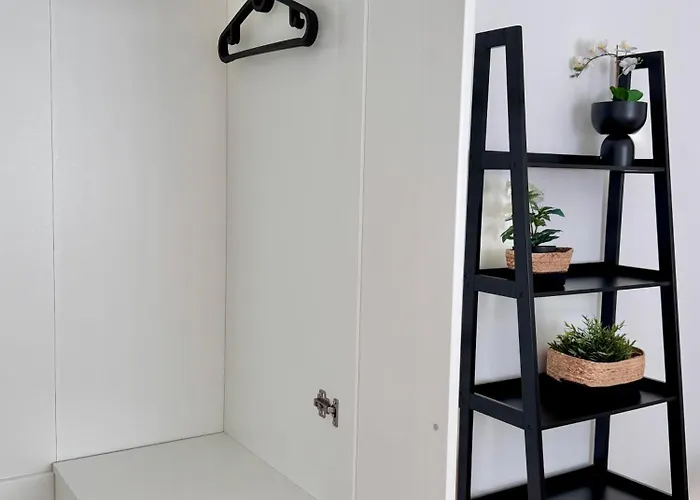 La Rosa - Luxury Near Westbahnhof Apartment Vienna