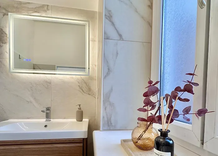 La Rosa - Luxury Near Westbahnhof Apartment